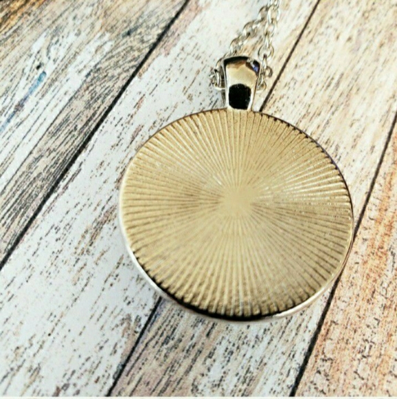 💀 NEW Skull Cabochon Necklace - Picture 2 of 4